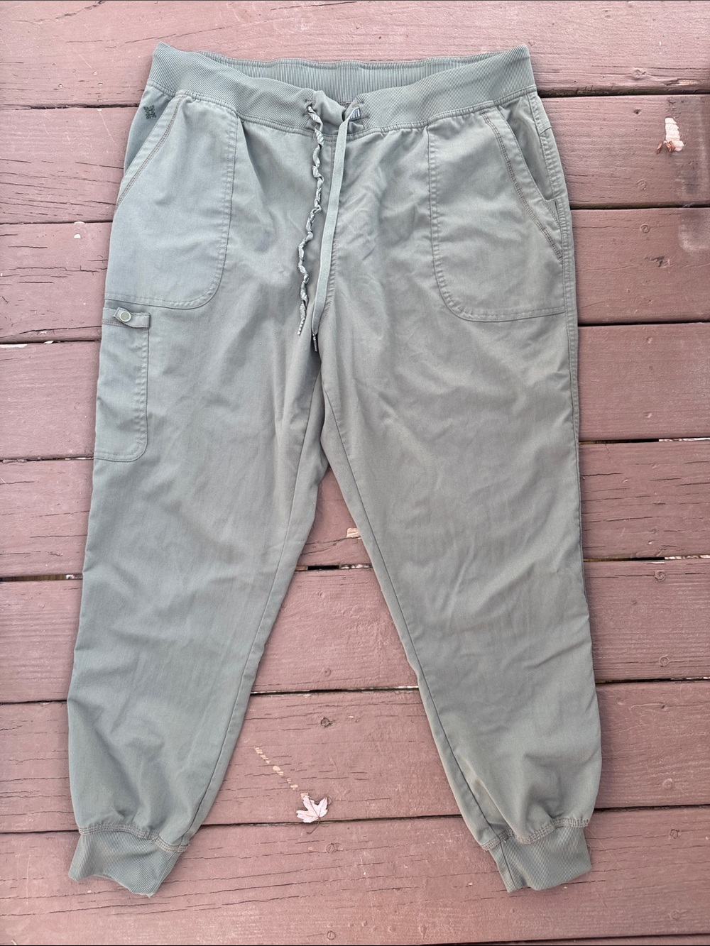 Med Couture Touch Olive Green Drawstring Joggers size XL